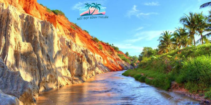 Suối tiên hay còn gọi là suối hồng ở Phan Thiết