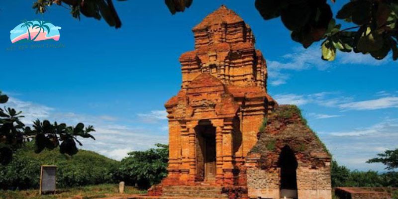 Tháp chàm poshanư phan thiết