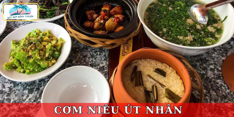 Cơm niêu Út Nhân với hương vị đậm đà, không gian lý tưởng cho gia đình