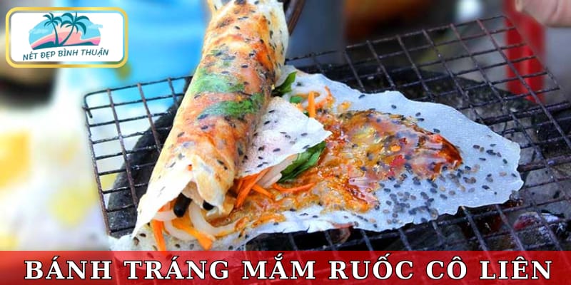 Bánh tráng mắm ruốc là đặc sản không thể bỏ qua khi đến Phan Thiết