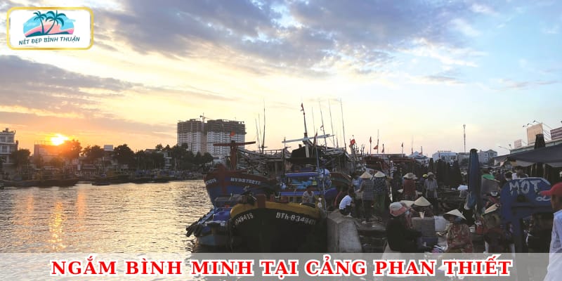 Bình minh nơi đây sẽ giúp bạn có những tấm hình đẹp tuyệt vời