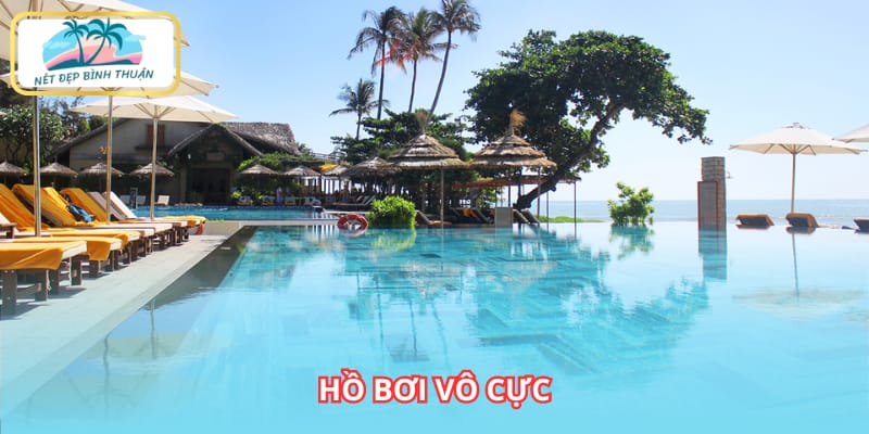 Thư giãn tại hồ bơi vô cực, ngắm cảnh biển đầy ấn tượng