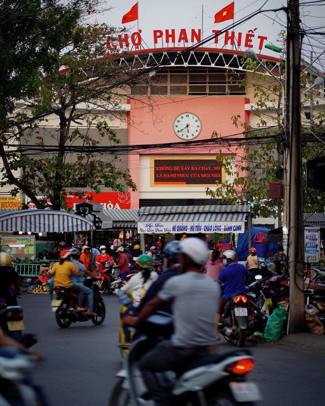 top-7-quan-hai-san-phan-thiet