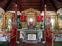 den-tho-cong-chua-ban-tranh (3)