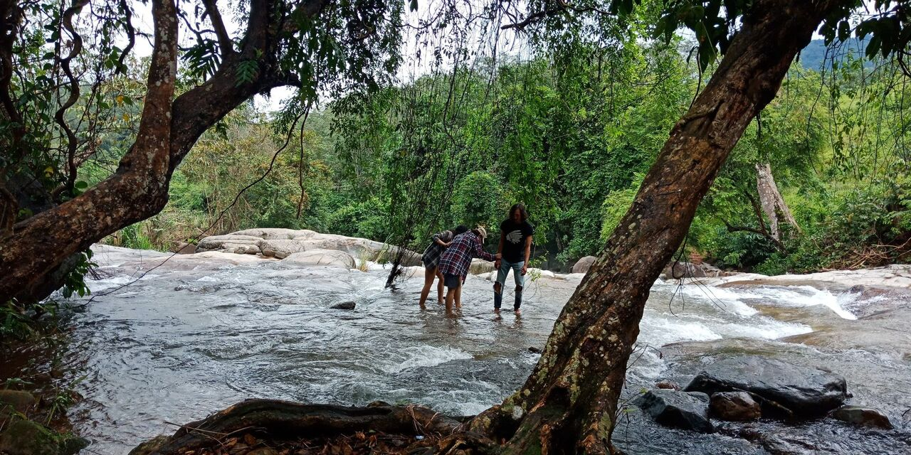 thac-truot-ta-pua (2)