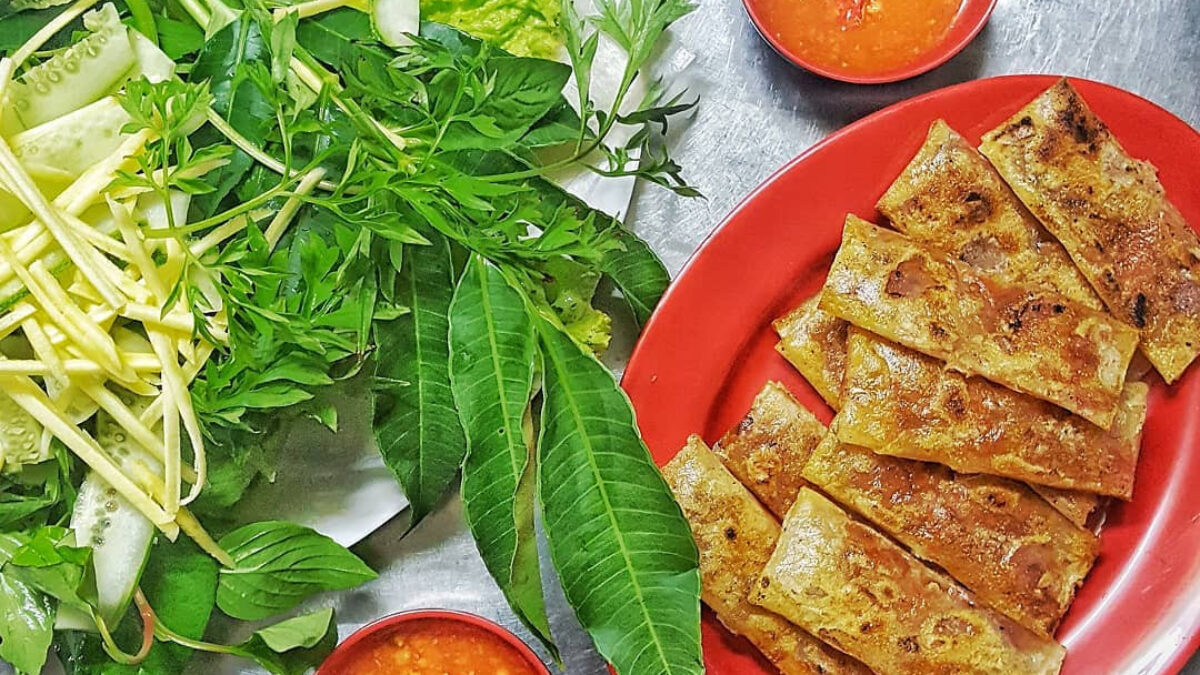 quan-an-ngon-o-ham-tan